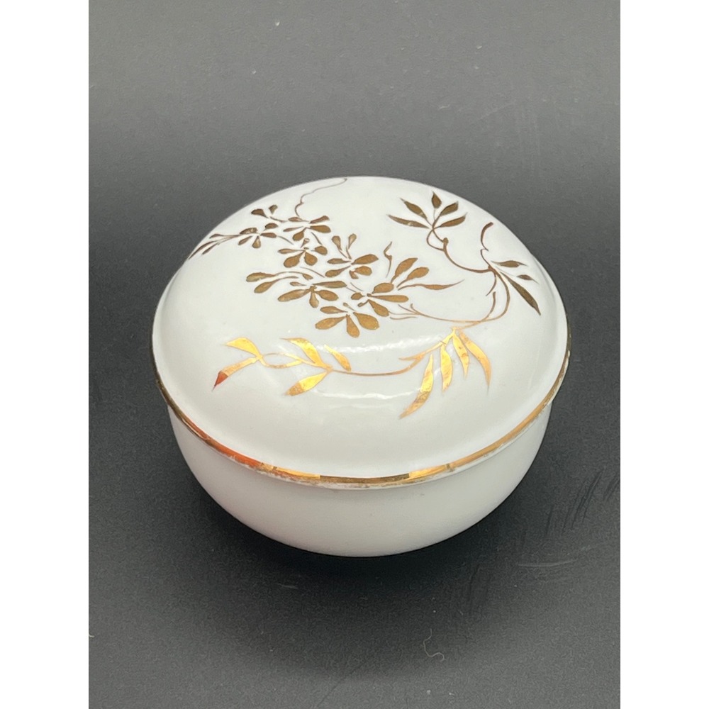 Vintage Ancap Hand Painted‎ Porcelain Trinket Box Gold Floral Design Italy